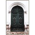 Picture of Green wooden door _GroupedProduct_Rectangle_Portrait_Photography _GroupedProduct_Rectangle_Portrait_Canvas_Framed_