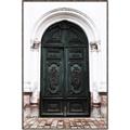 Picture of Green wooden door _GroupedProduct_Rectangle_Portrait_Photography _GroupedProduct_Rectangle_Portrait_Canvas_Framed_