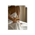 Picture of The Perfect Scent _GroupedProduct_Rectangle_Portrait_Photography _GroupedProduct_Rectangle_Portrait_Unframed_Print_Only_